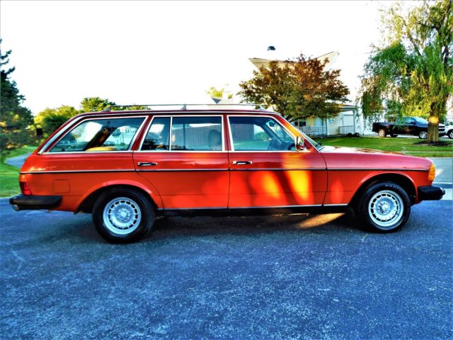 1982 Mercedes-Benz 300-Series TURBODIESEL WAGON NO RESERVE - photo 9