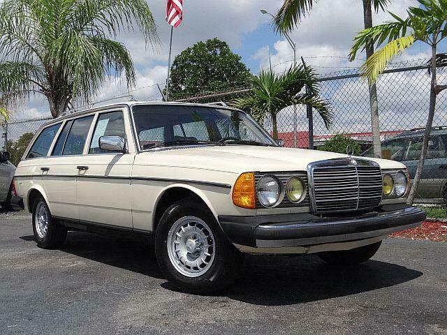 1982 Mercedes-Benz 300-Series Mercedes 300-Series 300TD Staion Wagon 300 TD Turb - photo 2