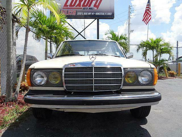1982 Mercedes-Benz 300-Series Mercedes 300-Series 300TD Staion Wagon 300 TD Turb - photo 7