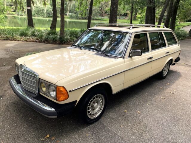 1982 Mercedes 300TD Wagon Turbodiesel Diesel W123*SERVICED & READY!*NO RESERVE!* 1982 Mercedes-Benz 300-Series 300TD*Diesel Wagon*W123*NO RESERVE!