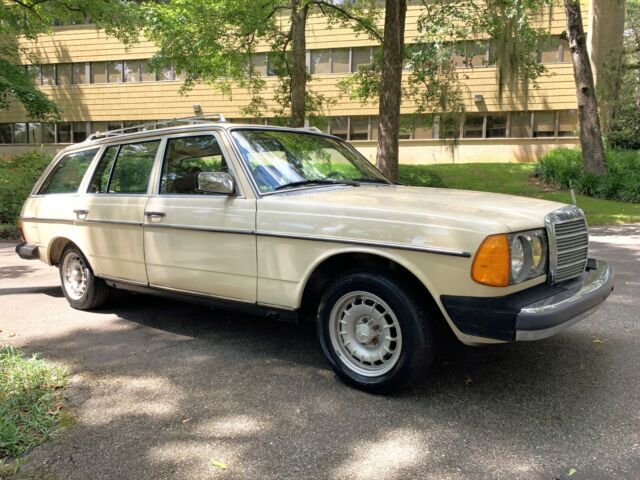 1982 Mercedes-Benz 300-Series 300TD*Diesel Wagon*W123*NO RESERVE! - photo 11