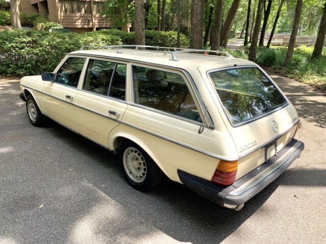 1982 Mercedes-Benz 300-Series 300TD*Diesel Wagon*W123*NO RESERVE! - photo 7