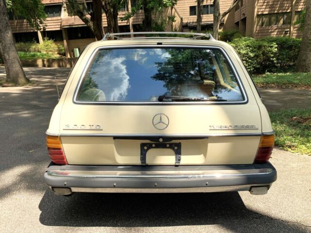1982 Mercedes-Benz 300-Series 300TD*Diesel Wagon*W123*NO RESERVE! - photo 8