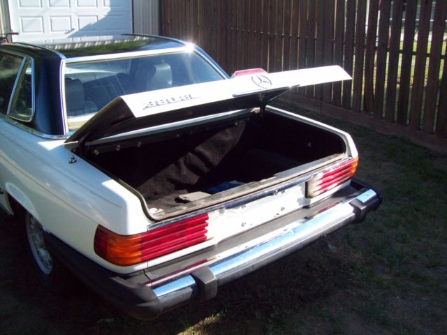 1982 Mercedes-Benz SL-Class Hard Top Convertible Auto V8 - photo 4
