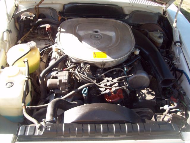 1982 Mercedes-Benz SL-Class Hard Top Convertible Auto V8 - photo 8