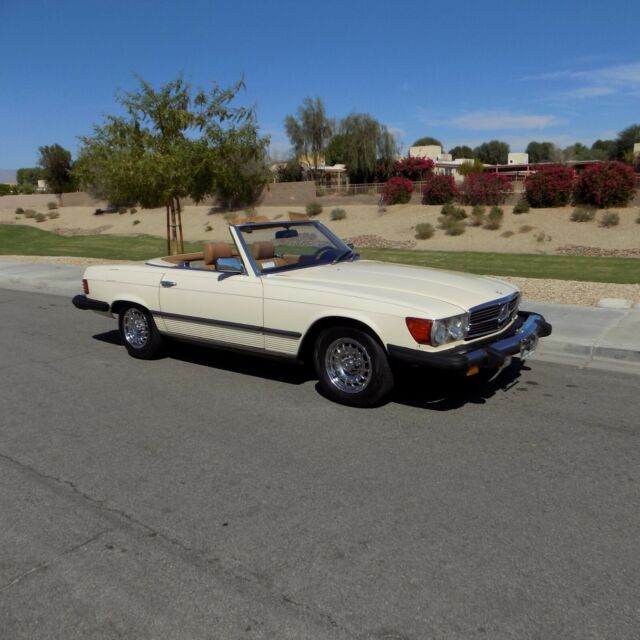 1982 Mercedes-Benz 300-Series 380SL - photo 2