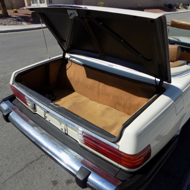 1982 Mercedes-Benz 300-Series 380SL - photo 5