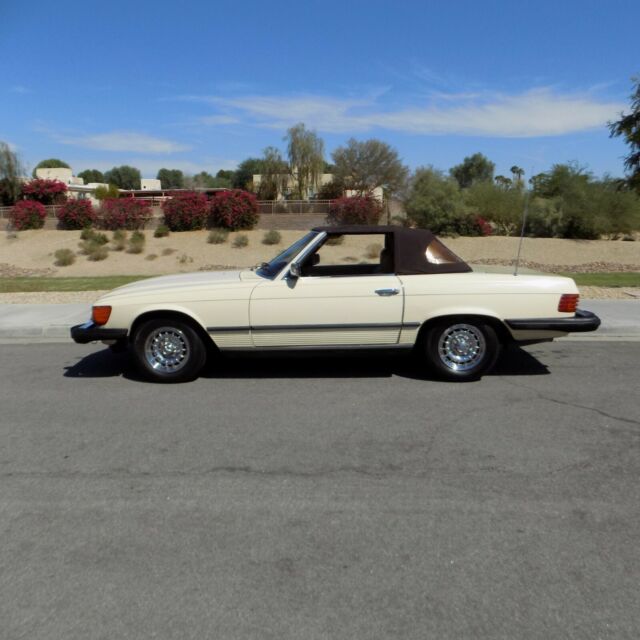 1982 Mercedes-Benz 300-Series 380SL - photo 7