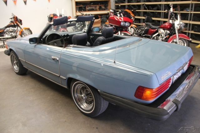 1982 Mercedes-Benz 300-Series 380SL 2 Dr Convertible - photo 3