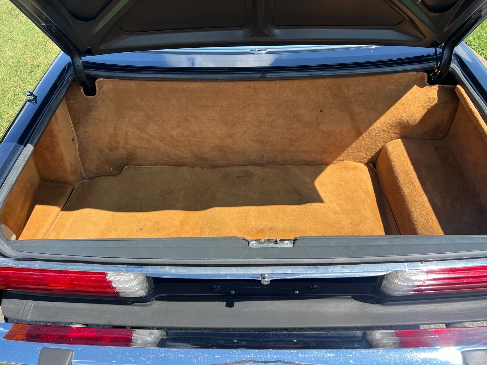 1982 Mercedes-Benz SL-Class - photo 11
