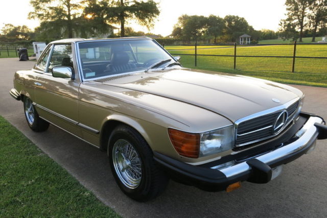 1982 Mercedes-Benz SL-Class Base Convertible 2-Door