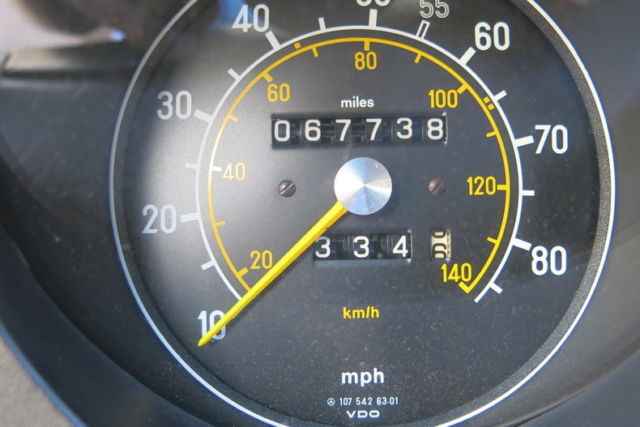 1982 Mercedes-Benz SL-Class Base Convertible 2-Door - photo 2