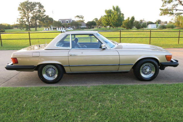 1982 Mercedes-Benz SL-Class Base Convertible 2-Door - photo 5