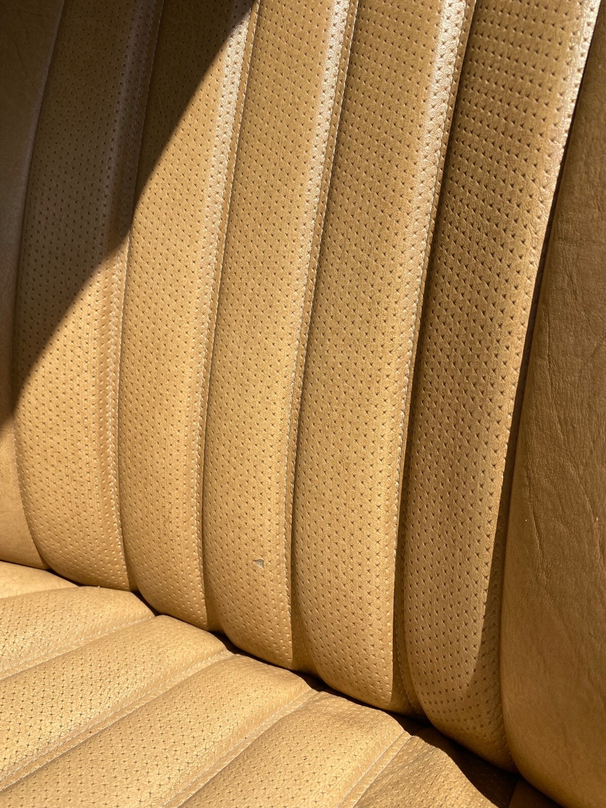 1982 Mercedes-Benz 200-Series W123 240 Diesel Sedan - photo 4