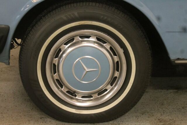 1982 Mercedes-Benz 240 D -- - photo 11