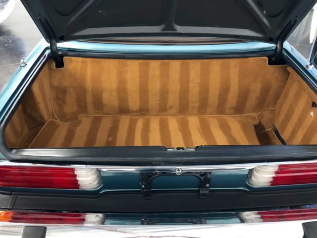 1982 Mercedes-Benz SL-Class - photo 11