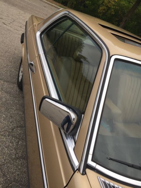 1982 Mercedes-Benz 300-Series - photo 5
