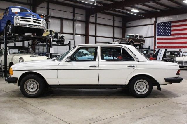 1982 Mercedes-Benz 300 D - photo 2
