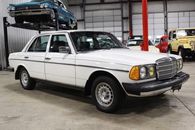 1982 Mercedes-Benz 300 D - photo 7