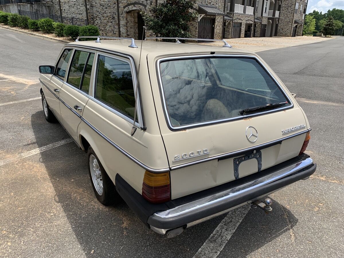 1982 Mercedes-Benz 300-Series TDT - photo 5