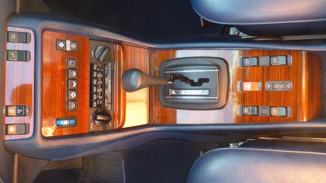 1982 Mercedes-Benz 300-Series - photo 5