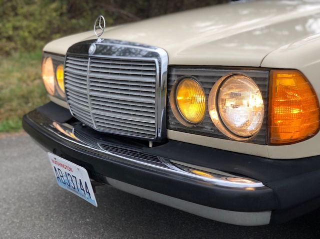 1982 Mercedes-Benz 300-Series 300CD Turbo-Diesel Coupe - photo 5