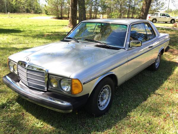 1982 Mercedes benz 300cd Turbo diesel coupe Rare 1982 Mercedes-Benz 300-Series