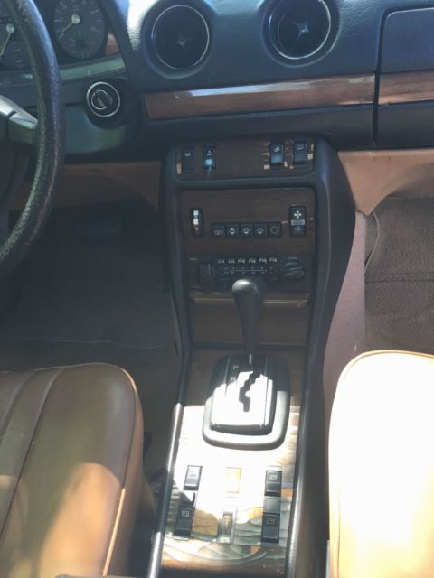 1982 Mercedes-Benz 300-Series - photo 9