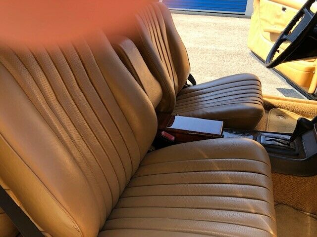 1982 Mercedes-Benz 300-Series - photo 10