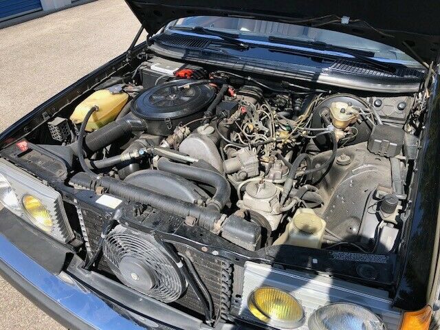 1982 Mercedes-Benz 300-Series - photo 11