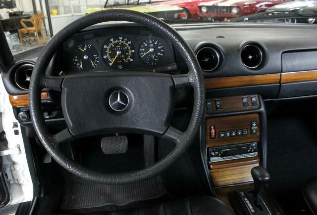 1982 Mercedes-Benz 300D Turbo 300D Turbo - photo 4
