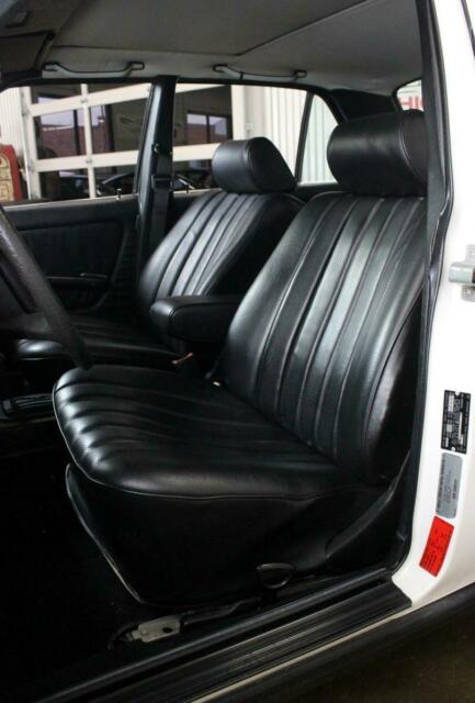1982 Mercedes-Benz 300D Turbo 300D Turbo - photo 5