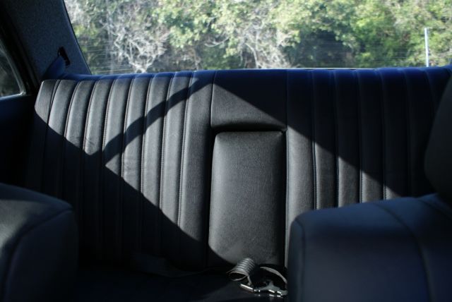 1982 Mercedes-Benz 300-Series 300d Turbo - photo 11