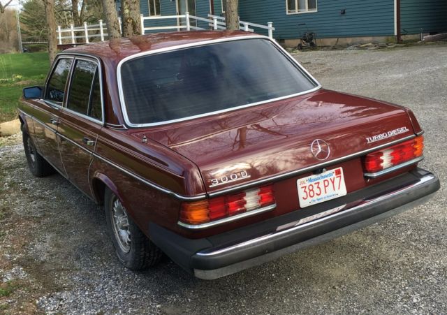 1982 Mercedes-Benz 300-Series 300D TURBODIESEL - photo 3