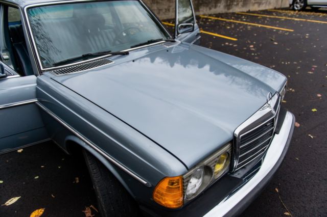 1982 Mercedes-Benz 300-Series turbodiesel - photo 7