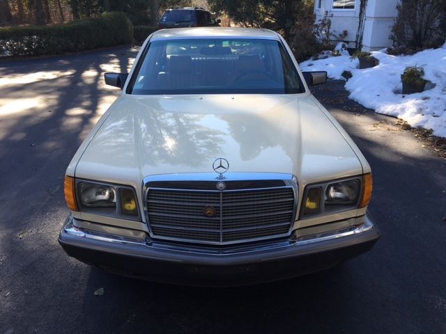 1982 Mercedes-Benz 300-Series - photo 3