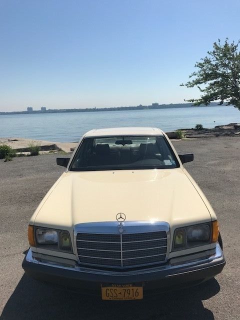 1982 Mercedes-Benz 300-Series tan - photo 3