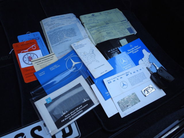 1982 Mercedes-Benz 300-Series Base Sedan 4-Door - photo 13