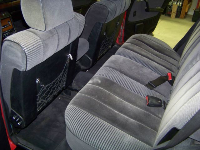 1982 Mercedes-Benz 300-Series 5 Door Station Wagon - photo 8