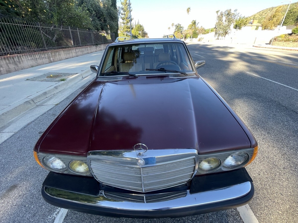 1982 Mercedes-Benz 300-Series TDT - photo 13