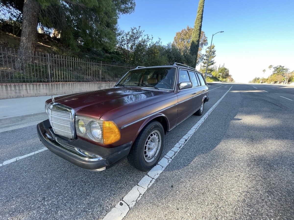 1982 Mercedes-Benz 300-Series TDT - photo 4