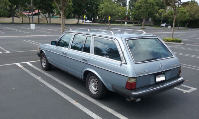 1982 Mercedes-Benz 300-Series - photo 4