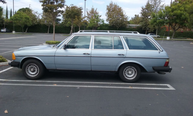 1982 Mercedes-Benz 300-Series - photo 5