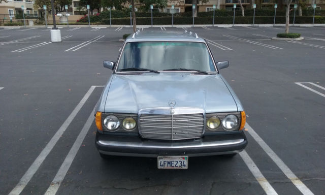 1982 Mercedes-Benz 300-Series - photo 7
