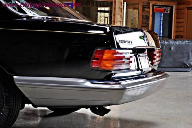 1982 Mercedes-Benz 300-Series Base Sedan 4-Door - photo 10