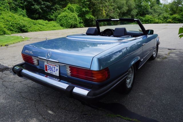 1982 Mercedes-Benz 300-Series Base Convertible 2-Door - photo 7