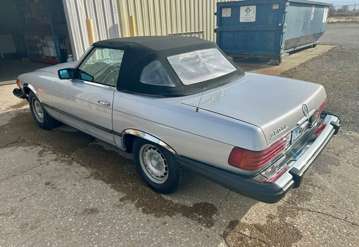 1982 Mercedes-Benz SL-Class - photo 3