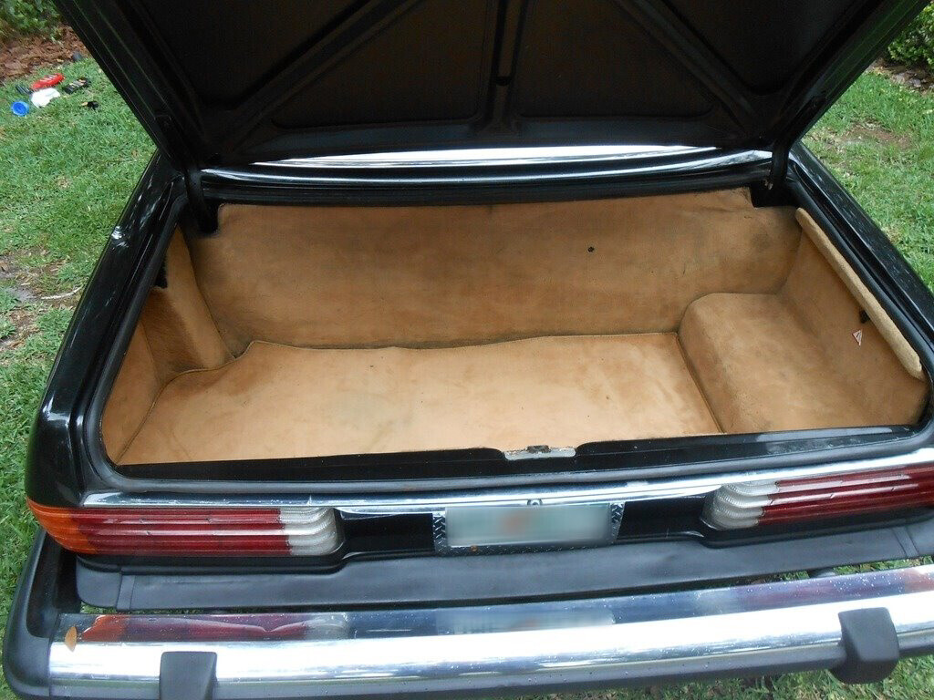 1982 Mercedes-Benz 300-Series 380 SL 2dr Convertible - photo 10