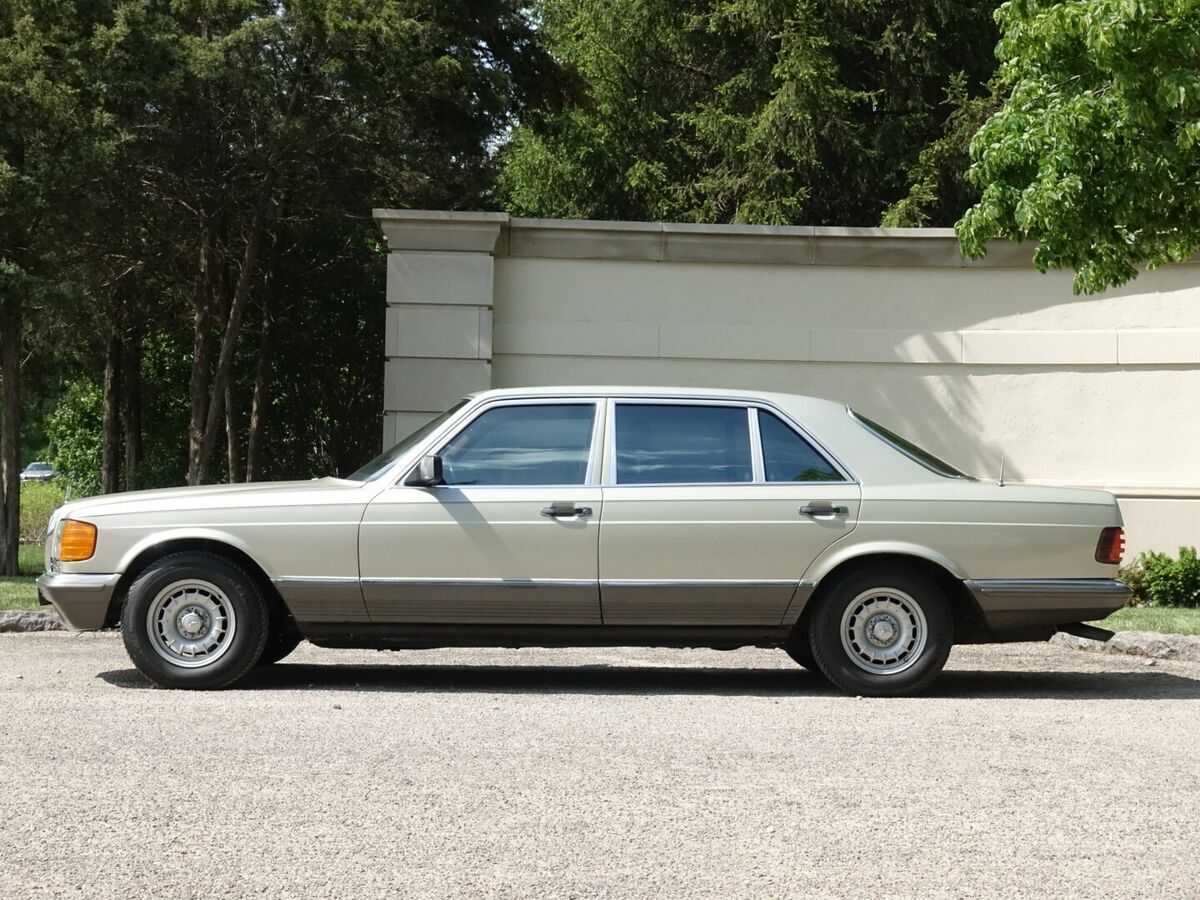 1982 Mercedes-Benz 500-Series - photo 4