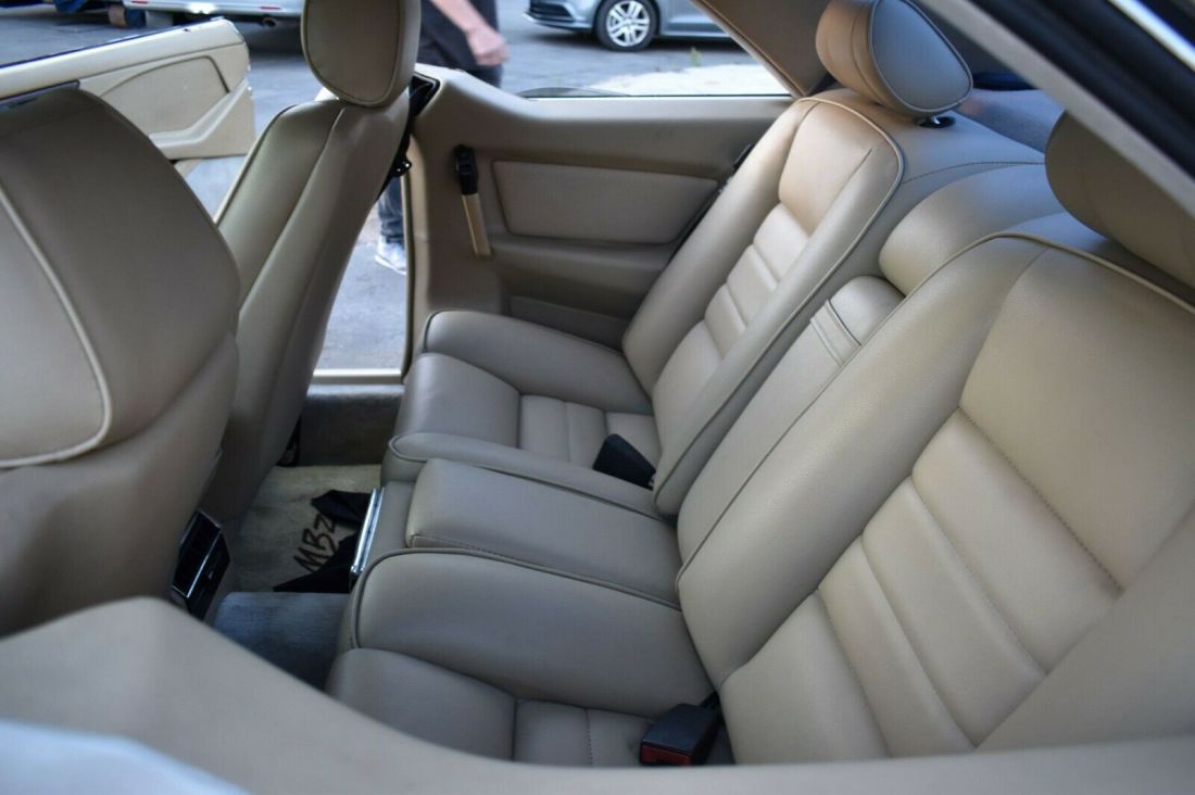 1982 Mercedes-Benz 500-Series - photo 4
